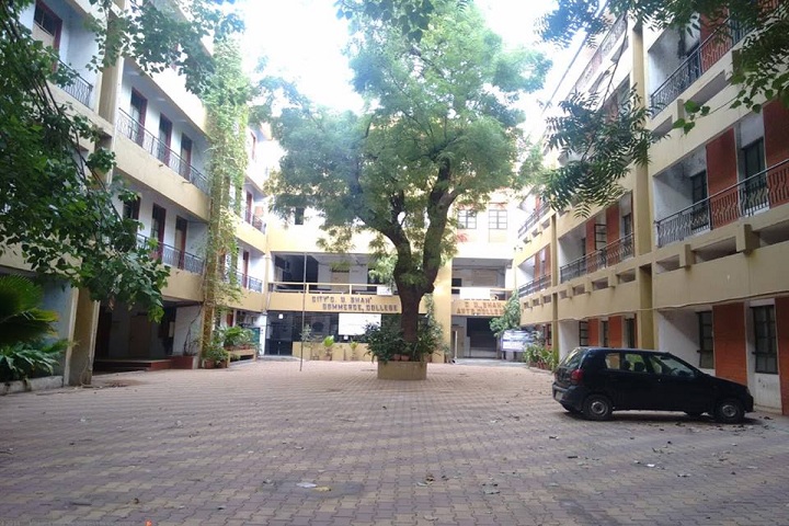 https://cache.careers360.mobi/media/colleges/social-media/media-gallery/16418/2021/2/27/Campus-View of City CU Shah Commerce College Ahmedabad_Campus-View.jpg